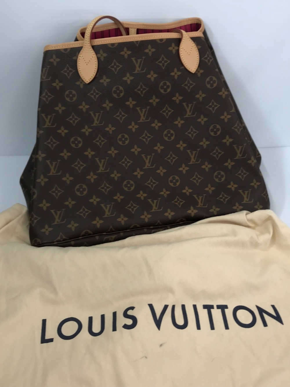 Louis Vuitton Handbag Neverfull Tote - Picture 6 of 6